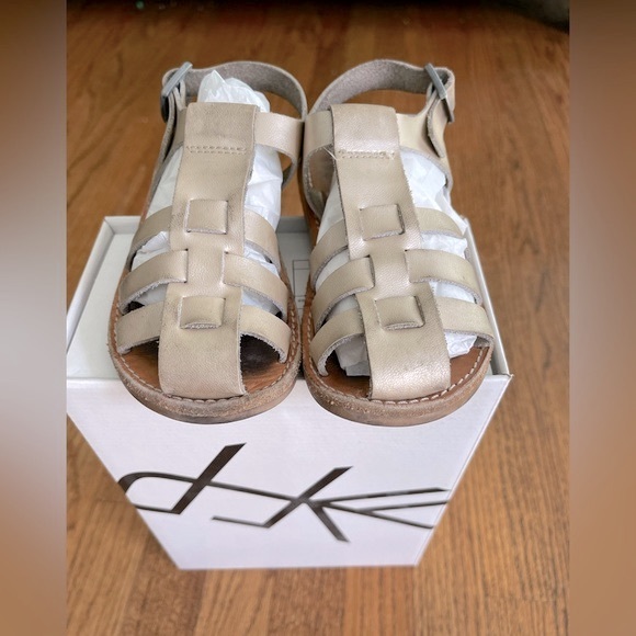 Freshly Picked Bixby Sandals - Picture 8 of 14